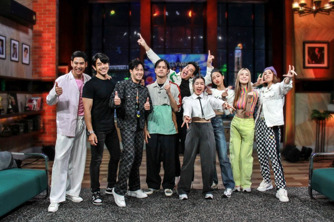 'เกรซ-บูม-จียอน-เชียร์'ถล่มสี่เทพบุตรสุดเกรียน'เก้า-พอร์ช-ท็อป-อาร์ต'รวมพลังค้นหาแชมป์บ้านนายฝรั่ง