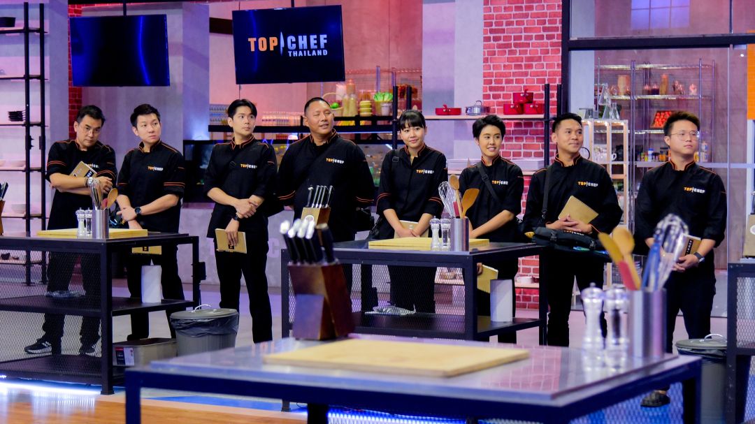 8 เชฟสุดเครียด!จรดปากการ่ายสูตรตำราอาหาร ใจเต้นตุ๊มๆต่อมๆ..ชีวิตเหมือนยืนอยู่บนมือคนอื่น