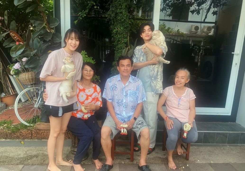 'กลัฟ'เติมสุขกับ 3 มูลนิธิฯ…ส่งท้ายปีใหม่ไทย