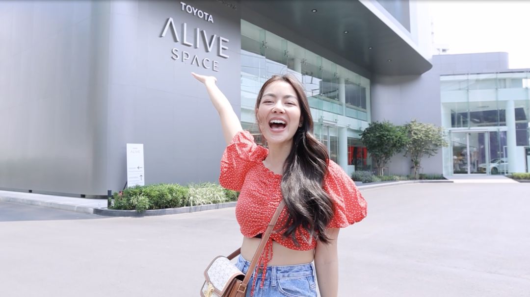 'พราวฟ้า' ถึงกับเสียอาการเมื่อลอง Test Drive ครั้งแรกในชีวิต