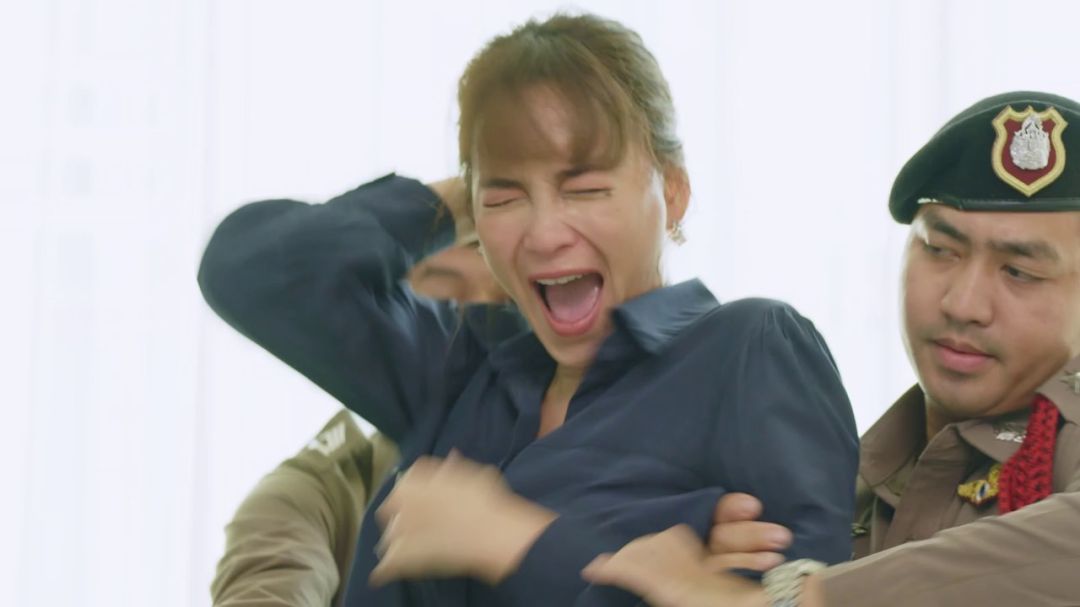 ปิดฉากแซ่บ 'ไฟลวง' ไฟท่วมจอ ลุ้นตัวแม่ 'บี น้ำทิพย์' ตุยหรือติดคุก