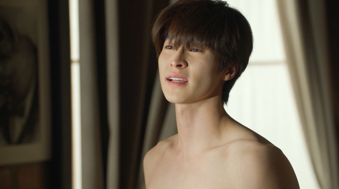 เป็นแก้วเป็นแสง! บลู หล่อเกินต้าน โชว์เซ็กซี่เรียกแขก วงศาคณาญาติ