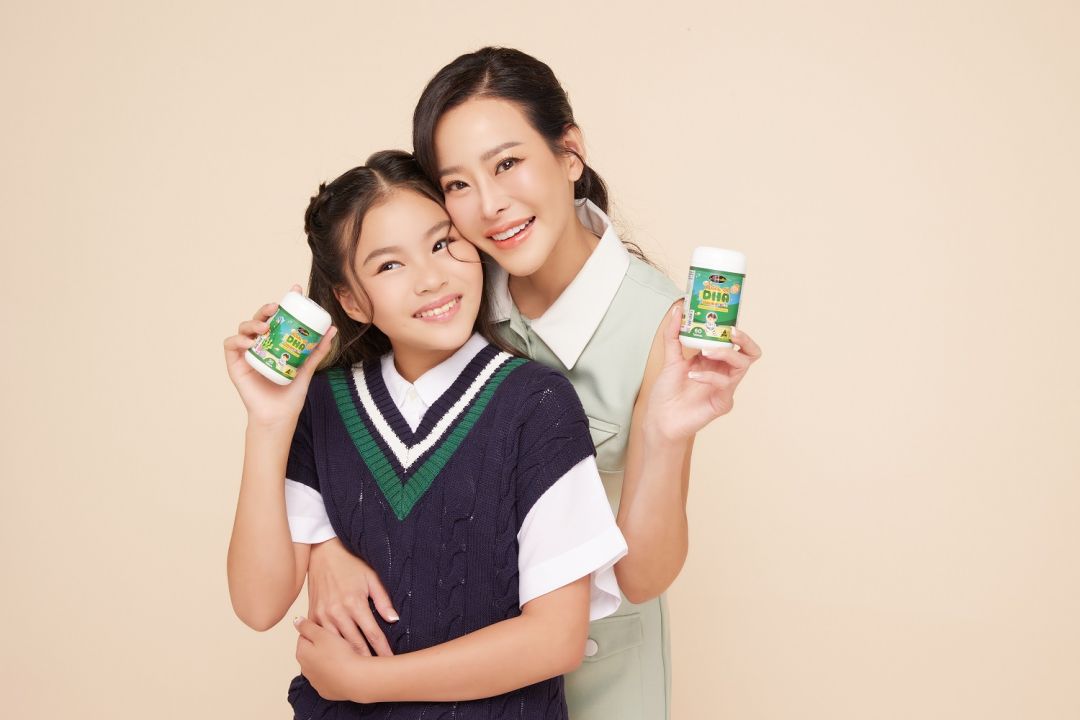 สู้เพื่อลูก! 'หนิง'ลุยงานสร้างอนาคตใหม่ ควงคู่ 'น้องณิริน'รับทรัพย์พรีเซ็นเตอร์