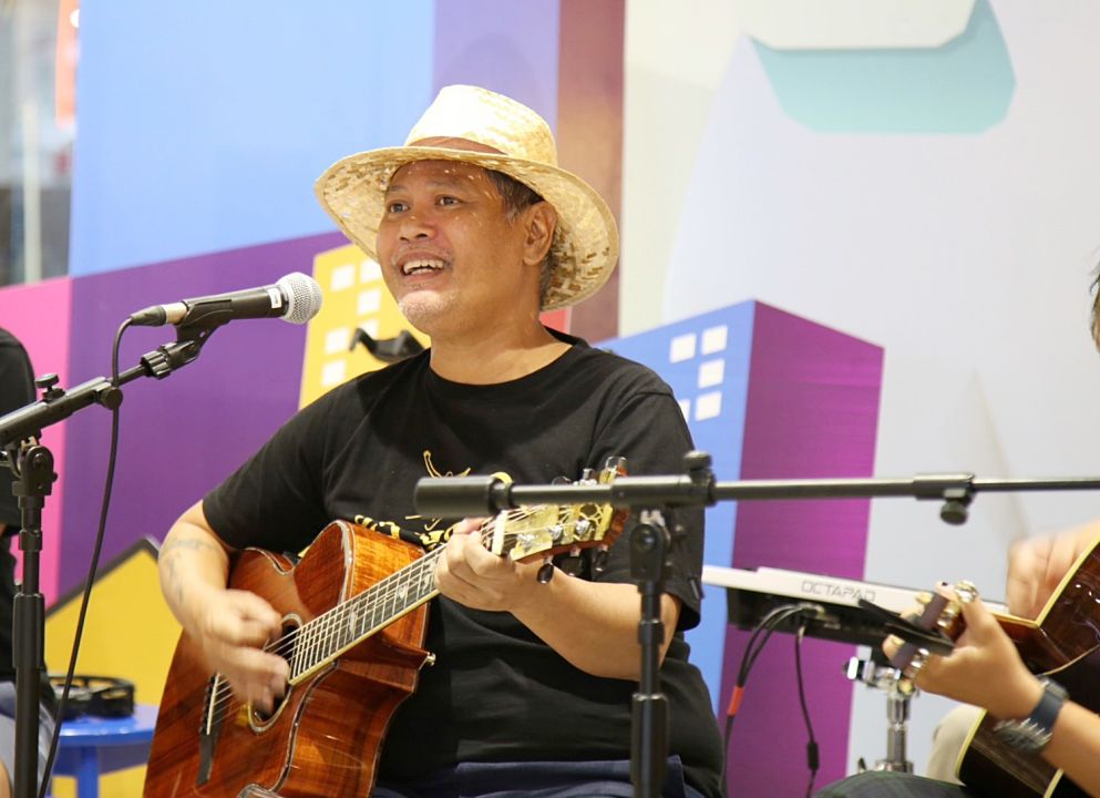 'เอ็ม บี เค เซ็นเตอร์'เปิดพื้นที่แห่งความสุขผ่านเสียงเพลงกับ 'บอม สินเจริญ'ตลอดเดือนพฤษภา