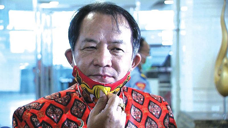 ต่อยปาก‘ศรีสุวรรณ’ อดีตอาจารย์เกษียณวัย67หมั่นไส้ ปมชงกกต.สอบพท.แจกเงินดิจิทัล