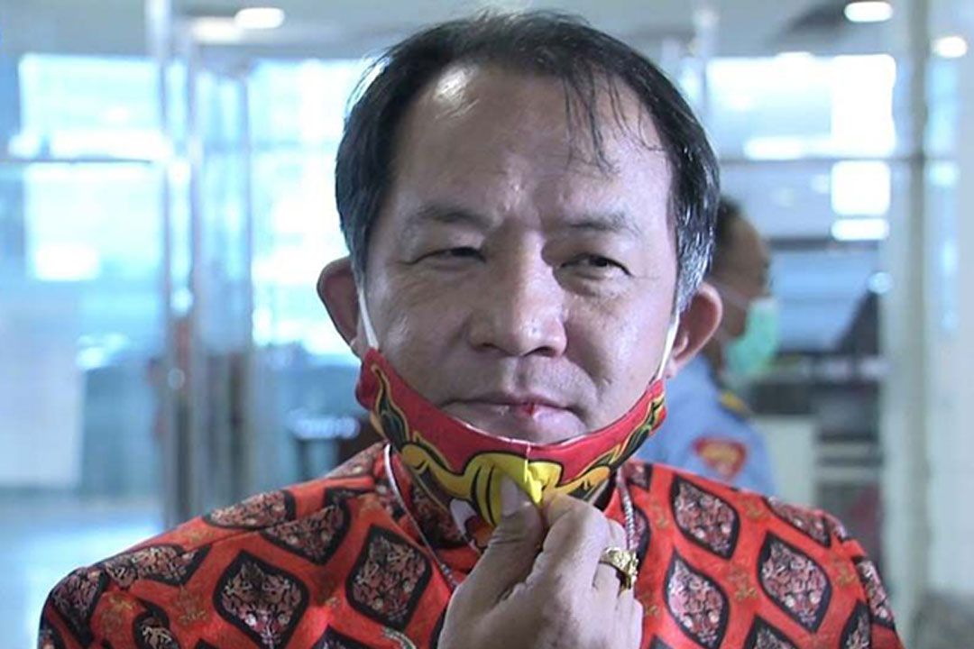 ‘ศรีสุวรรณ’หอบหลักฐานแจ้งตร.  มัดอาจารย์เอกชนมือต่อย  เรียกค่าเสียหายทางแพ่ง 1 ล้าน