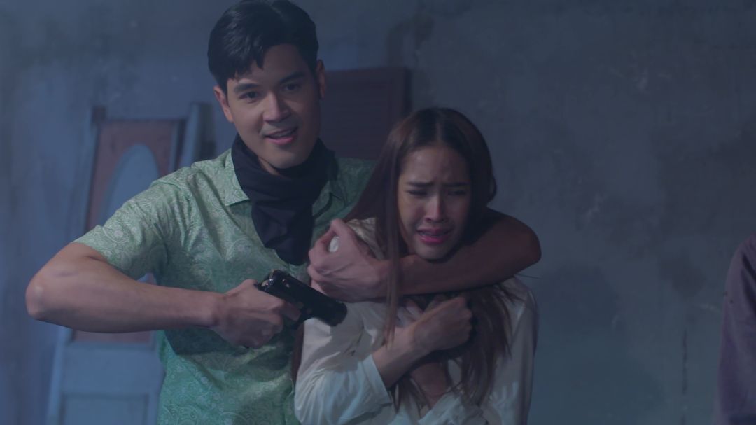 'เบิ้ล-เคลลี่' พักรบ จับมือบุกรังโจรช่วยคนรัก  'ใบหม่อน' ช็อกโดน 'ชานนทร์'จับเรียกค่าไถ่