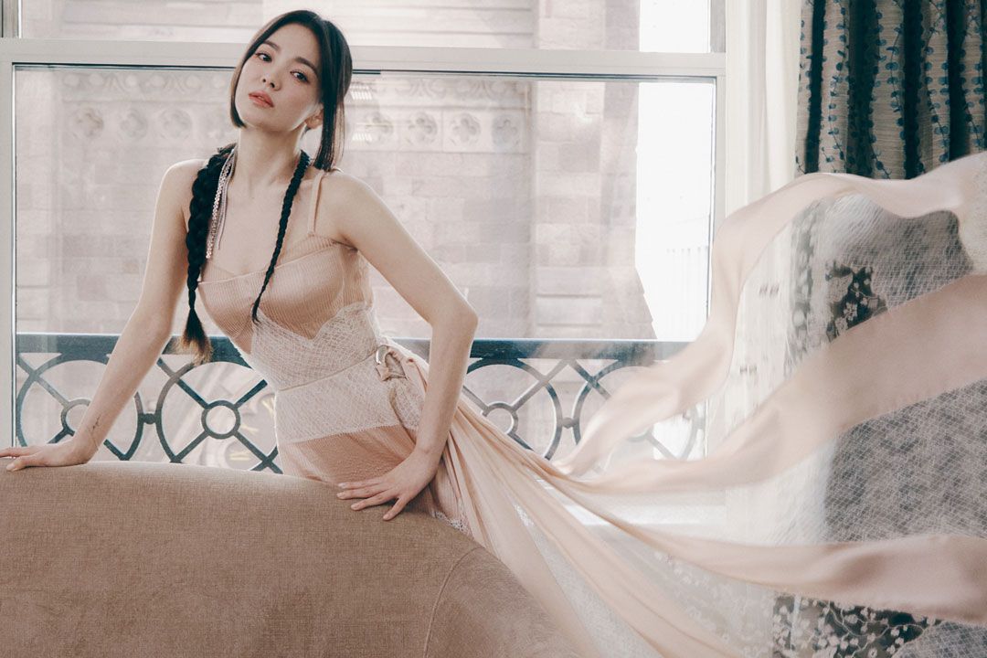 FENDI เผยภาพเบื้องหลังของ Song Hye Kyo ในงาน Met Gala 2023