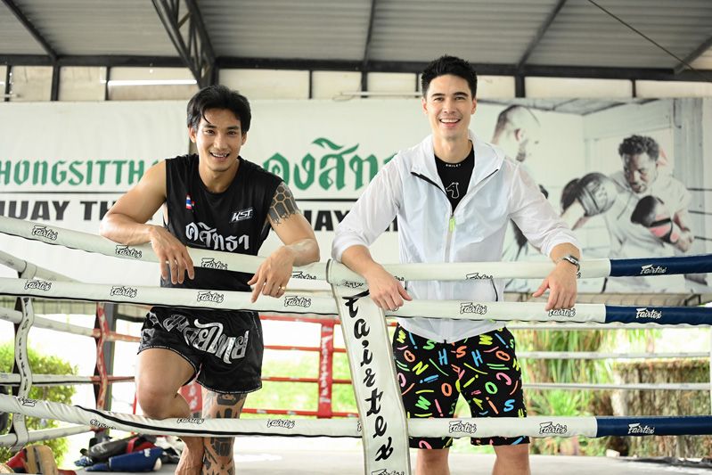 ‘แมทธิว’ เป็นเจ้าบ้านต้อนรับ ‘ไป่ ทาคน’  หวนคืนไทยรอบ 3 ปี พร้อมแพลนชีวิตในอนาคต!!!