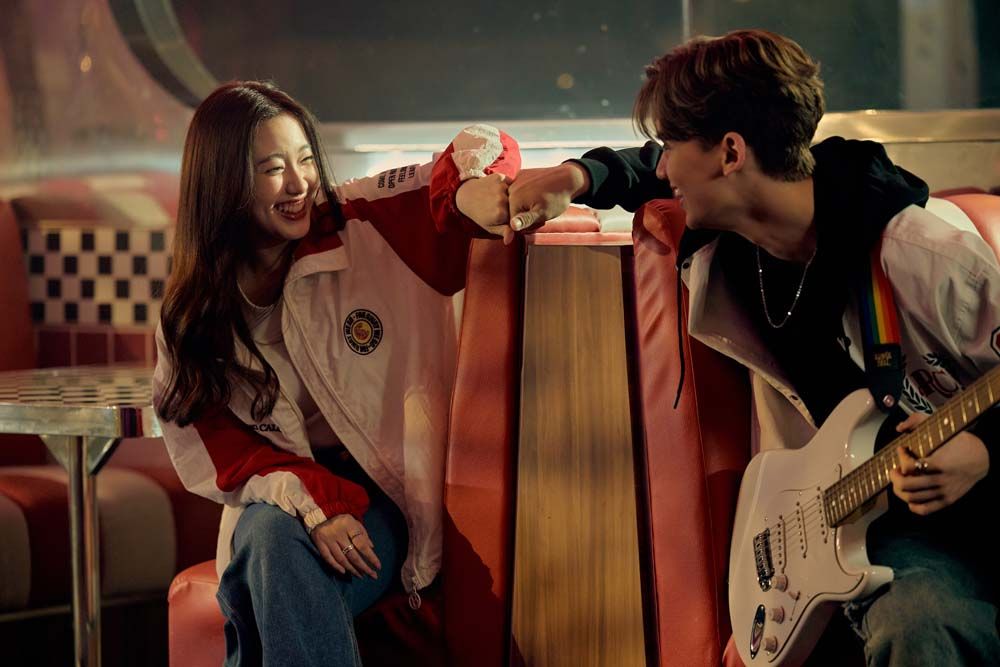 ‘ทิกเกอร์’ จีบ ‘อ๊ะอาย’ ร่วมฟีทซิงเกิ้ล2 ‘ผิดหน้าที่(Responsibility)’ ทำแฟนเพลงแอบจิ้น ฟินความเคมีเคใจ!