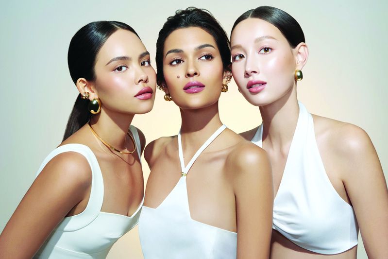 LYN BEAUTY อัปเดตเมคอัพ 3 สไตล์ หรูหราและเปี่ยมไปด้วยพลังสำหรับเอวี่เดย์ ลุค