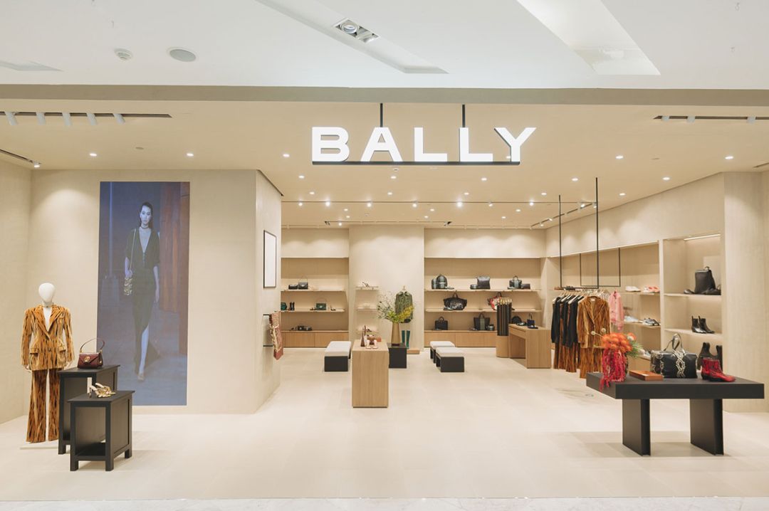 Bally เปิดร้านแนวคิดการออกแบบใหม่ที่เอ็มโพเรียม พร้อมเปิดตัวคอลเลคชั่น Spring/Summer 2023