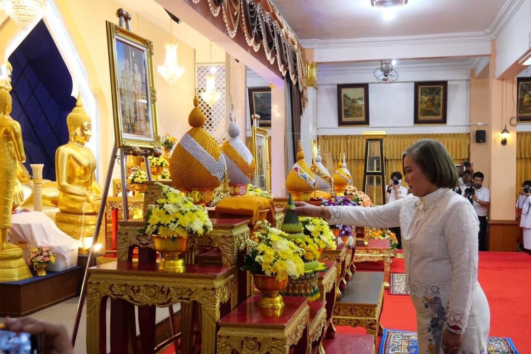 พสกนิกรไทยทั่วประเทศร่วมประกอบพิธีทางศาสนา เจริญพระพุทธมนต์ บำเพ็ญสาธารณประโยชน์