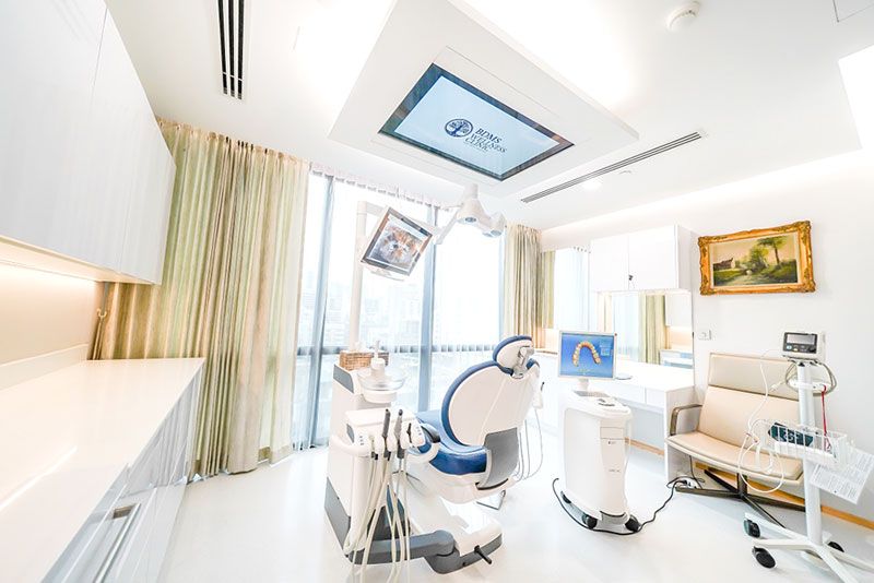 เมื่อไหร่ถึงจำเป็นต้องบูรณะฟันทั้งปาก