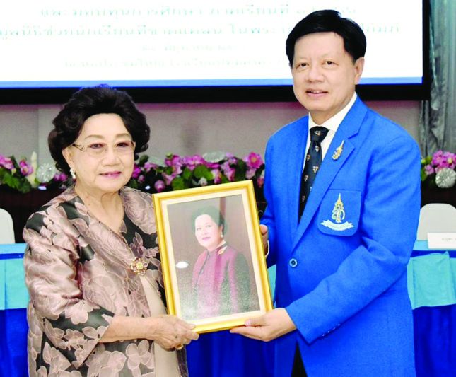 ม.น.ข. ประชุมสามัญประจำปี’66  พร้อมมอบทุนการศึกษา ส่งมอบโอกาสให้น้องๆ ได้รับการศึกษา