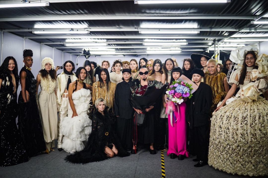 FLYNOWปลุกกระแส #นางงามฟีเวอร์ ด้วยแฟชั่นสตรีทสไตล์ของ ‘วีนา’ สลัดลุคนางงามสู่นางแบบใน‘Reincarnation’