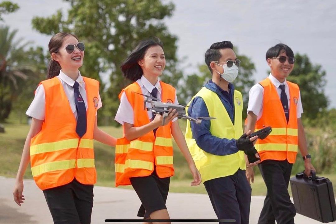 สุดล้ำ!วิทยาลัยการบิน‘ศรีปทุม’ เตรียมเปิดหลักสูตร‘นักบินโดรน’ รองรับอาชีพใหม่