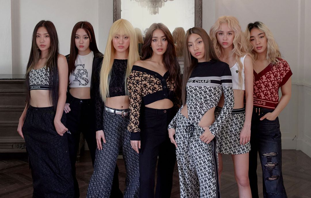 7 สาวเกิร์ลกรุ๊ป‘4EVE’ถ่ายทอดลุคสุดเท่ แฝงกลิ่นอาย Y2K