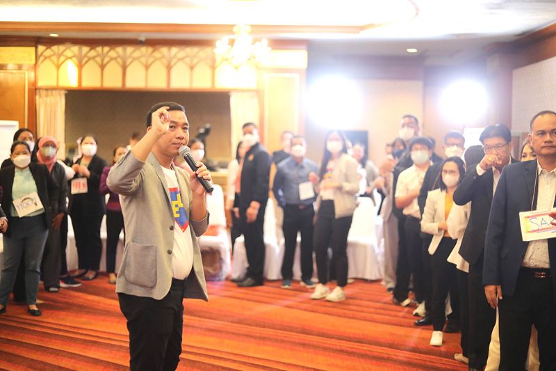 สพฐ. อบรมผู้บริหาร-ศึกษานิเทศก์  พี่เลี้ยงนักออกแบบกระบวนการเรียนรู้