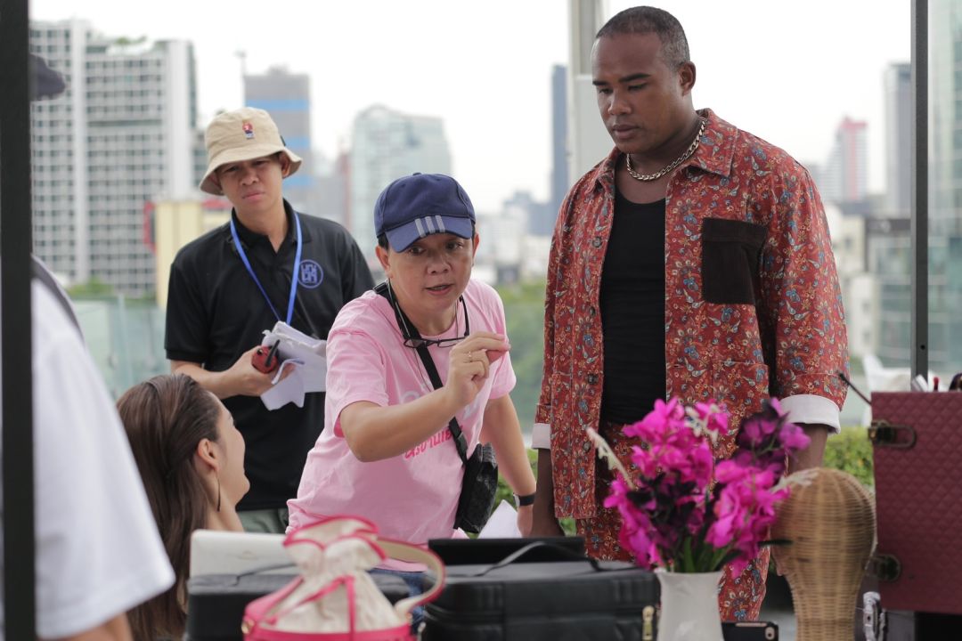 สปิริตแรง !! 'รัศมีแข'เกิดอุบัติเหตุระหว่างถ่ายละคร 'ผู้ใหญ่ลี ศรีบานเย็น'