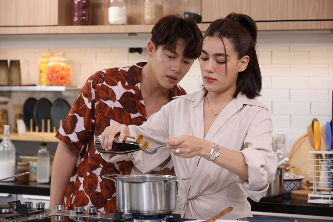 เตรียมเปิดครัวกับ 2 คู่รัก ‘หมาก-ปริญ’ และ ‘คิมเบอร์ลี่’ พร้อมเหล่าเซเลบฯคับจอ