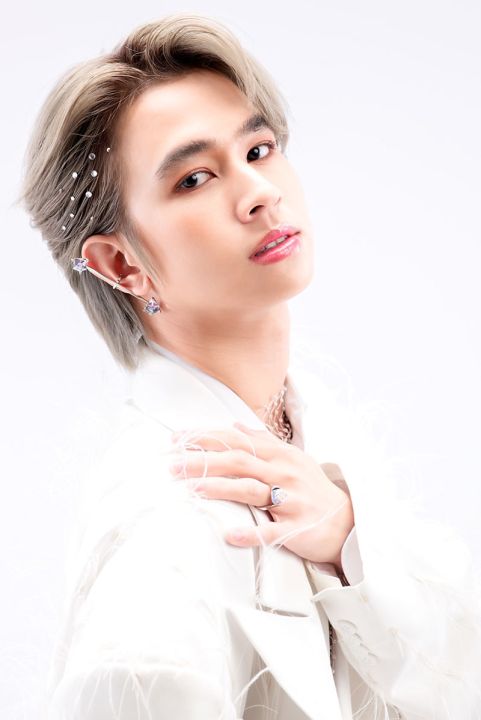 ‘ฟลุ้ค-ณธัช’ดีเดย์!!! รวบตึงความสุขกว่า 10 ปีเต็ม