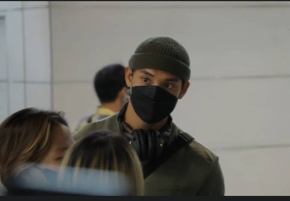 ชะอุ๊ย! นายแบบดังชาวเมียนมาร์ ย่องเงียบมาไทย ด้อมลุ้นมีข่าวดีหรือเปล่า?