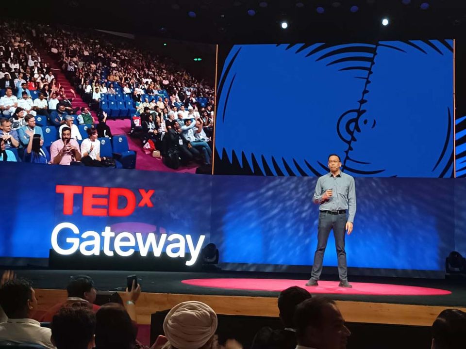นักวิชาการศศินทร์ขึ้นเวที Ted Talk in India  พูดถึงบทบาทของเทคโนฯกับผู้สูงวัย