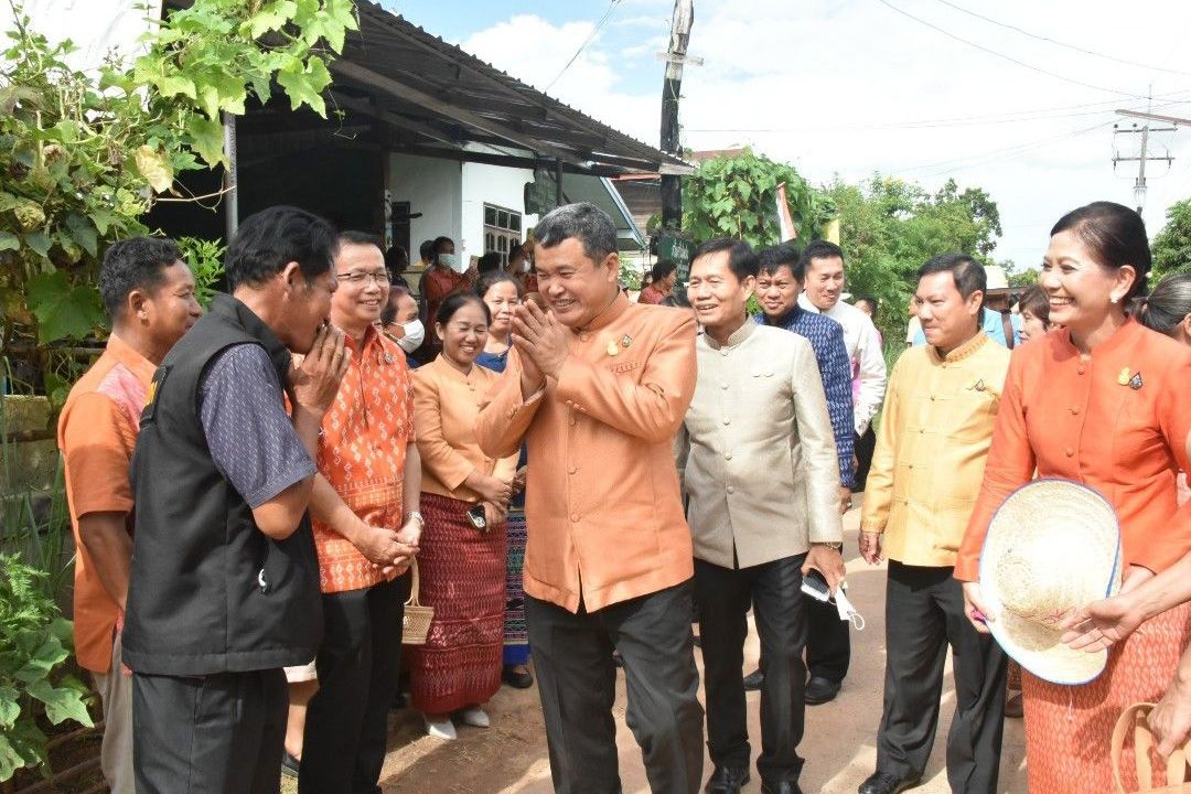 ปลัดมท.-อธิบดีกรมการปกครอง-อธิบดีกรมการพัฒนาชุมชน ลงพื้นที่การพัฒนาคุณภาพชีวิตบ้านหนองขาม