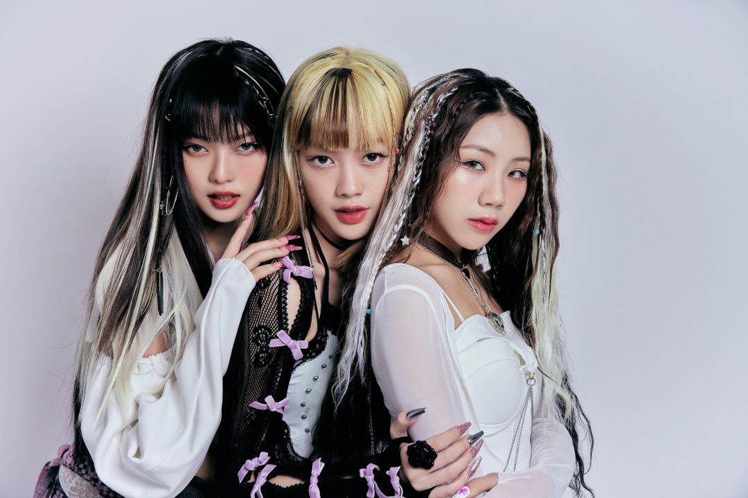 ‘DEJAYOU’ซิงเกิ้ลสุดน่ารักจาก3 สาว PiXXiE กับลุคใหม่ที่พร้อมมาป่วนหัวใจหนุ่มๆ