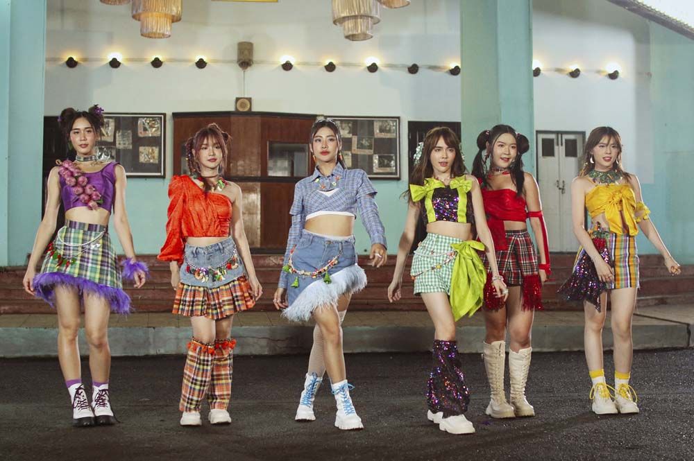 eRAA(อีหล่า) ปลื้ม! กระแสตอบรับดีเอาใจแฟนคลับ  เปิดพรีออเดอร์อีพีอัลบั้มและเตรียมงานแฟนมีต