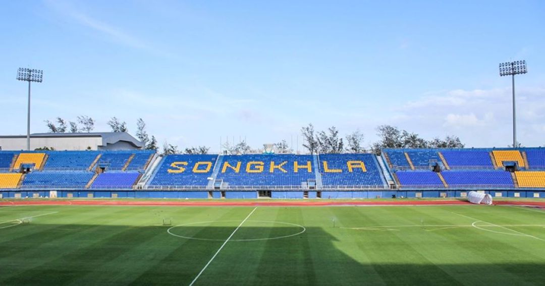 สนามกีฬาใหญ่แทนราชมังคลากีฬาสถานหัวหมาก