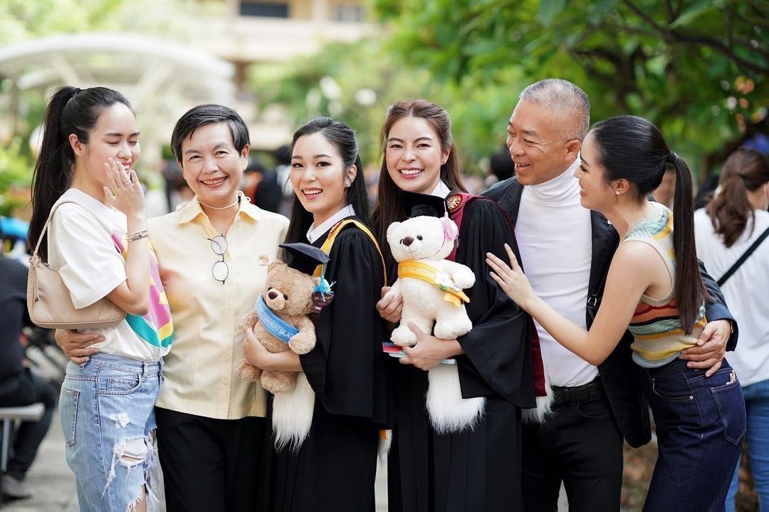 สุดยอดลูกกตัญญู !'เอวา ปวรวรรณ'เซอร์ไพรส์แม่ให้เงินปึกใหญ่เชื่อมีวันนี้เพราะความกตัญญู