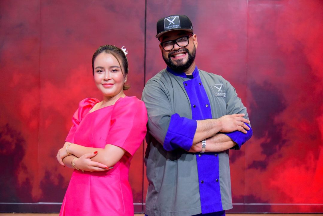 Iron Chef ดุเดือด!!ระเบิดศึกอาหารอีสานพรีเมี่ยม 'เชฟอ๊อฟ'เจอของแข็งของจริงสุดแกร่ง 'คุณแนน'