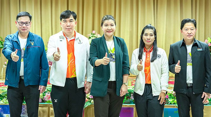 ‘Yellow Line ส่งความสุข...ทุกโรงเรียน’ พานักเรียนทดลองใช้บริการรถไฟฟ้ามหานคร สายสีเหลือง