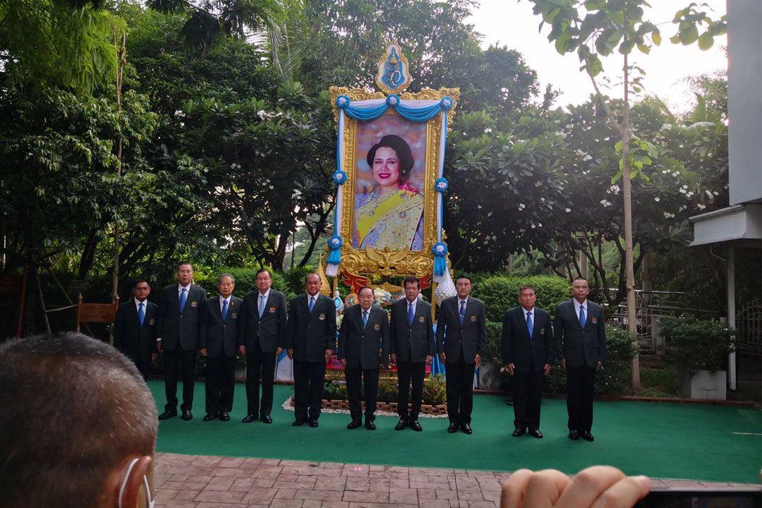 ‘บิ๊กป้อม’ นำกรรมการมูลนิธิอนุรักษ์ป่ารอยต่อ 5 จังหวัด ถวายพระพร 'พระพันปีหลวง'