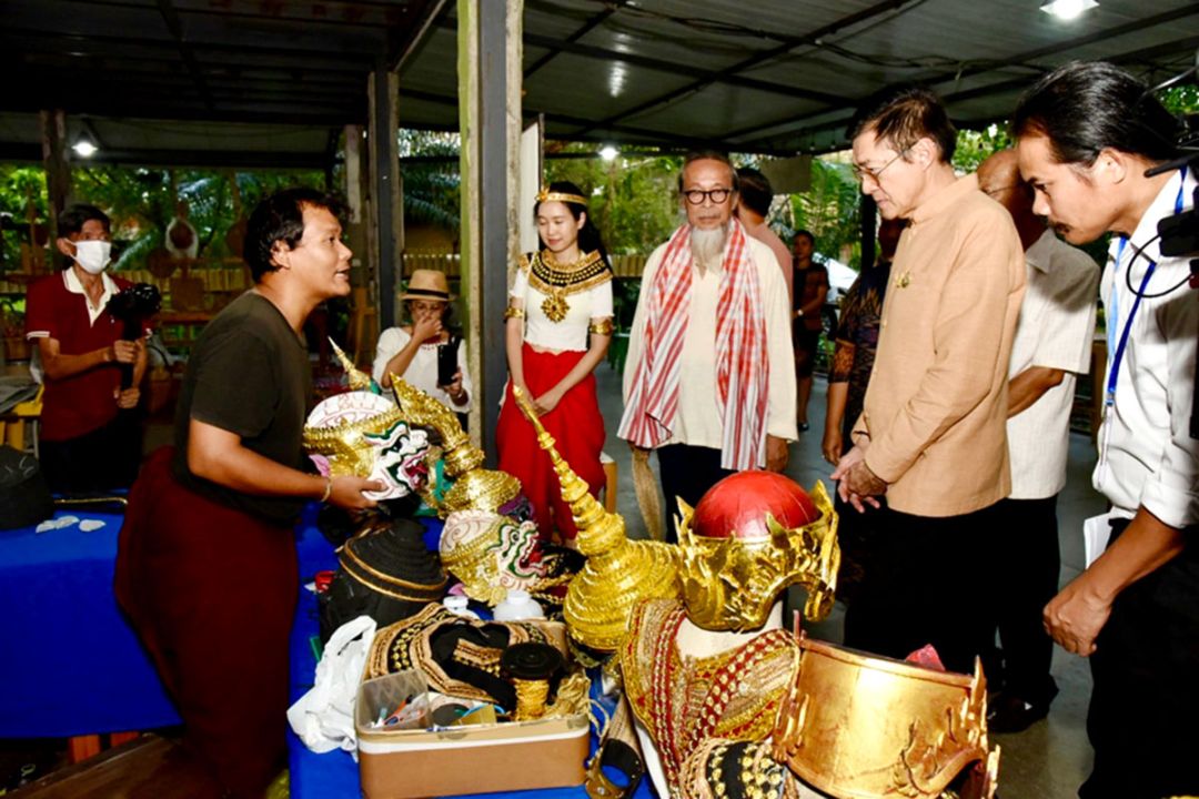 ครูช่างเปิดบ้านเรียนละครมรดกใหม่ สอนเรื่องที่เด็กอยากเรียน ส่งเสริมเรียนรู้ตลอดชีพ