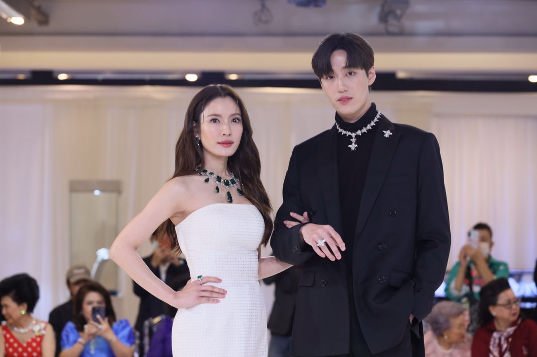 ‘แอฟ - ต่อ’ เฉิดฉายกับเครื่องประดับมูลค่ากว่าร้อยล้าน! งาน BEAUTY GEMS ‘THE MISSING PIECE’