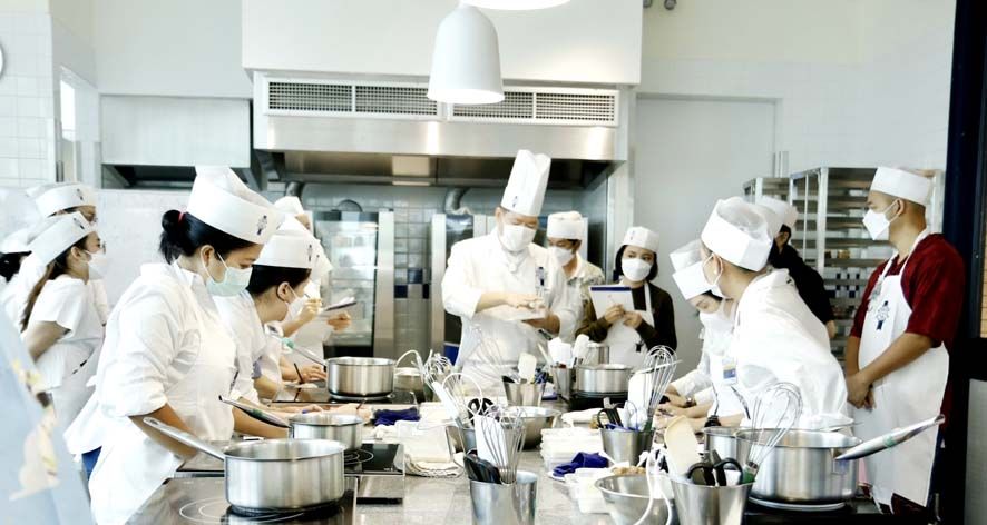 เลอ กอร์ดอง เบลอ ดุสิต ชวนคุณอัปเกรดสู่เชฟมืออาชีพ กับแคมเปญพิเศษฉลอง ‘LCBD 16th ANNIVERSARY’