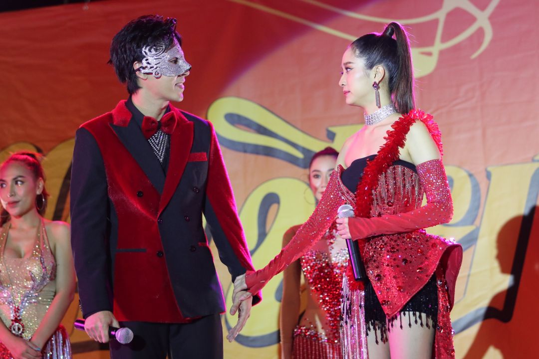 'ชิงชิง' สั่น!ไม่กล้าร้องเพลง'ฟีฟ่า' รีบส่งกำลังใจให้ใน'มาเฟียลำซิ่ง'