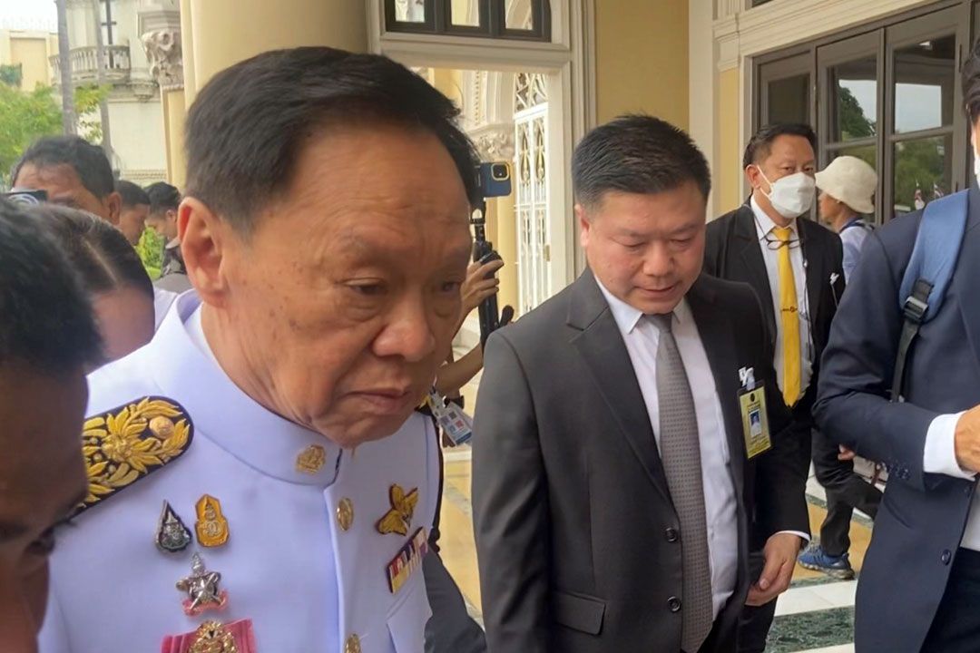 'พัชรวาท​'ปัดตอบ​ทิศทางการเมือง​ เผย​'พี่ป้อม'ฝากหลักการทำงานมาแล้ว