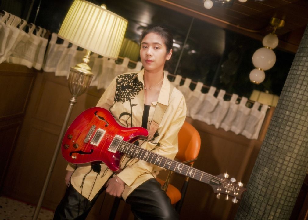 'คนที่รู้สึกไปแล้ว'เพลงใหม่ล่าสุดของ sarah salola เพลงของคนที่รู้สึกฝ่ายเดียวในความสัมพันธ์