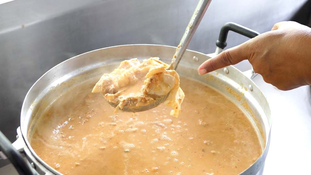 รายงานพิเศษ : ‘แกงหัวตาล’อาหารพื้นถิ่นของเมืองเพชรบุรี  ติด 1 ใน 77 จังหวัด 77 เมนู เชิดชูอาหารถิ่น