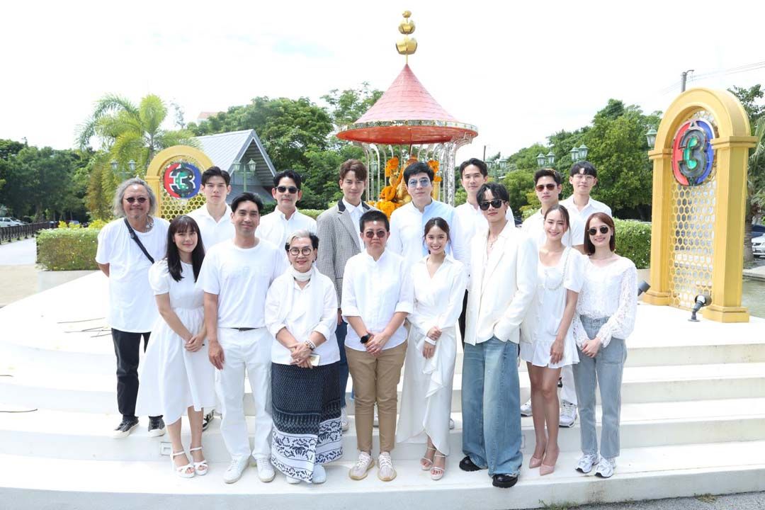 ‘กองทัพ พีค’นำทีมบวงสรวง‘ก็รักมันปักใจ’  ‘เก๋ไก๋’ปลื้มขึ้นแท่นนางเอก ช่อง 3 เต็มตัวครั้งแรก