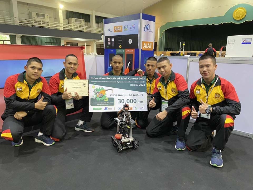 นักเรียนนายร้อยพระจุลจอมเกล้า คว้ารางวัลประกวดหุ่นยนต์