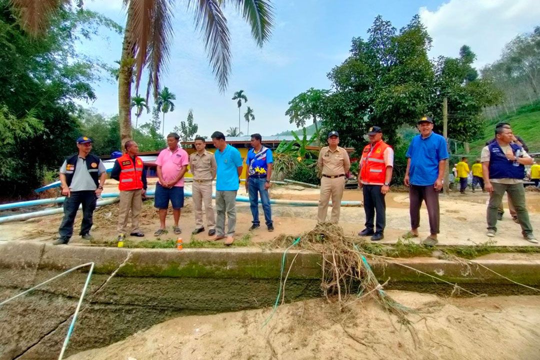 รองผู้ว่าฯยะลาลงพื้นที่สำรวจความเสียหายช่วยเหลือผู้ประสบภัยจากเหตุน้ำป่าเบตง