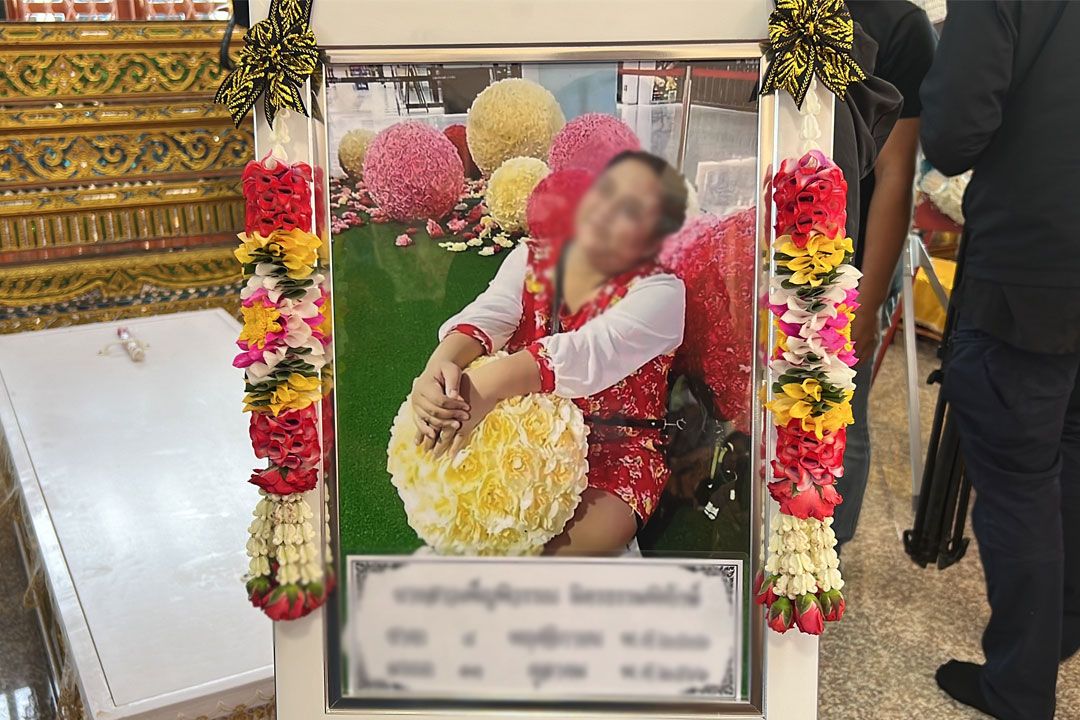 แม่-ญาติรับร่าง'น้องหนุงหนิง'เหยื่อมือปืนกราดยิงพารากอนถึงวัดแล้ว