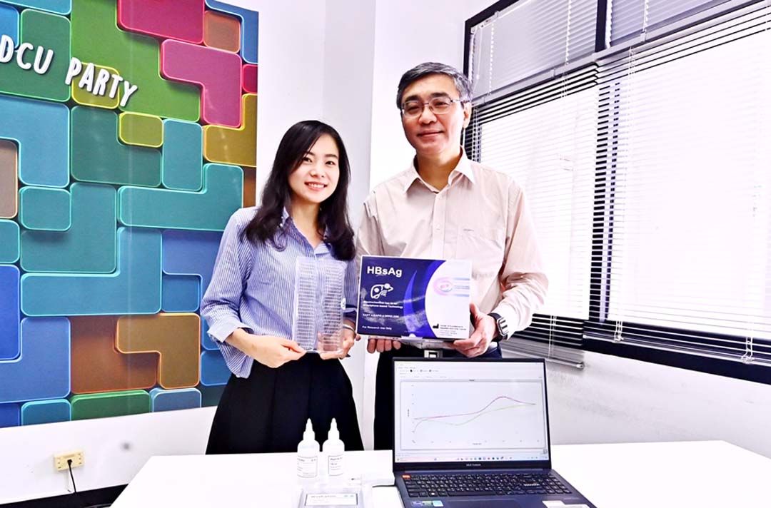 ชุดตรวจไวรัสตับอักเสบบี แบบไร้สาย  คัดกรองหาเชื้อรวดเร็ว ครบ จบในขั้นตอนเดียว