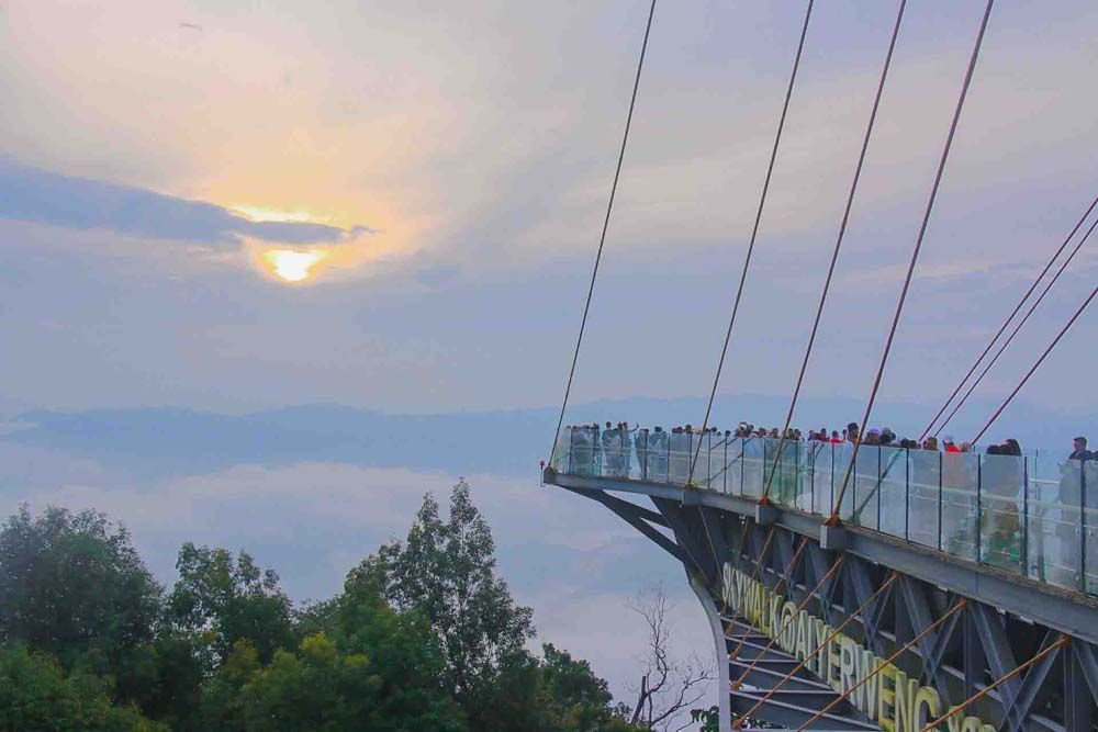 ‘คุณน้ำผึ้ง,แห้ว’เที่ยวอัยเยอร์เวง สู่ใต้สุดแดนสยาม