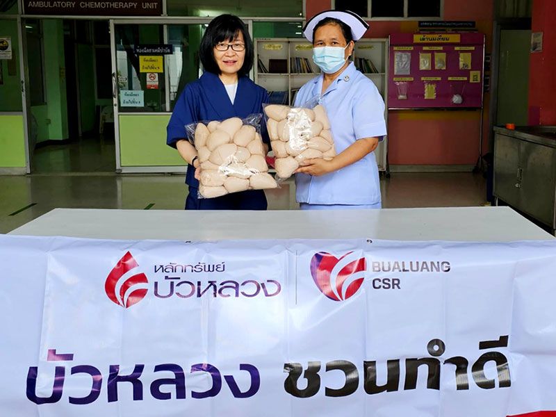 พนง.จิตอาสา หลักทรัพย์บัวหลวง  ชวนกัน ‘เย็บเต้านมเทียม’ มอบให้ผู้ป่วยมะเร็งเต้านม